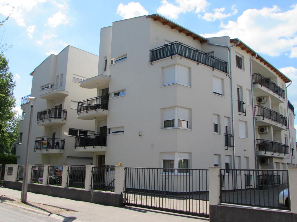 Myflat Siofok Beach Apartment المظهر الخارجي الصورة